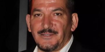 Alldaynews.gr Πύρρος Δήμας: Αρνήθηκε να απαντήσει σε ερώτηση για τον θάνατο της συζύγου του