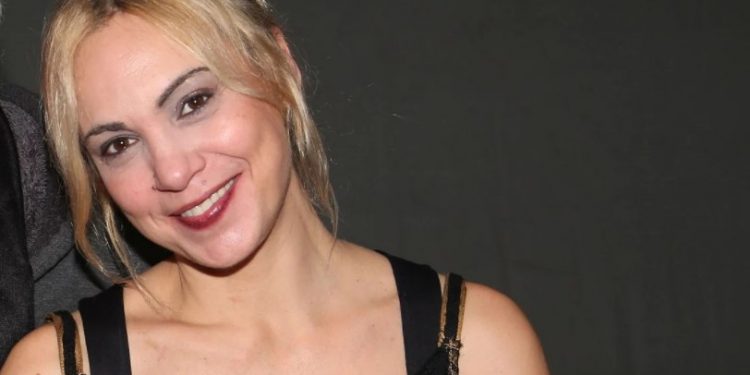 Alldaynews.gr Θρήνος για την Λίνα Σακκά-Νεκρός ο πατέρας της