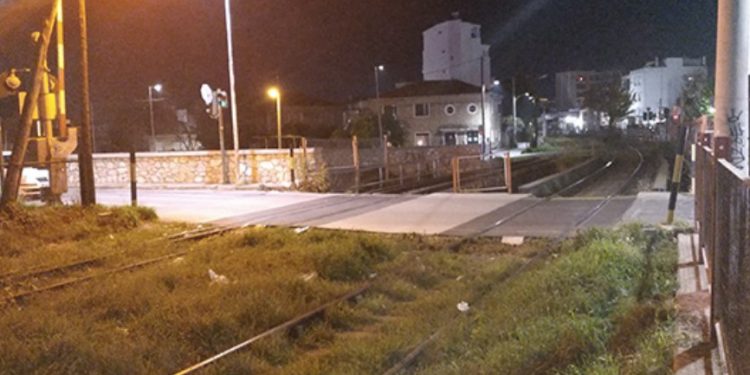 Alldaynews.gr Πριν Λίγο-Τραγωδία: Διέφυγε από Ψυχιατρική Κλινική και Αυτοκτόνησε πέφτοντας στις γραμμές του τρένου