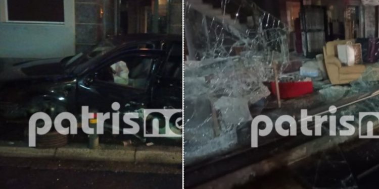 Alldaynews.gr Τροχαίο στην Αμαλιάδα: Αυτοκίνητο «καρφώθηκε» σε βιτρίνα μετά από τρελή κούρσα