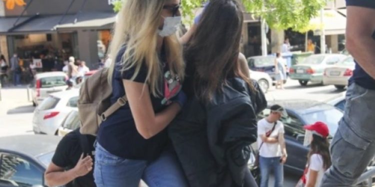 Ισόβια στην 46χρονη πρώην σύζυγο και 6 χρόνια στην κόρη για τη δολοφονία του οδηγού ταξί