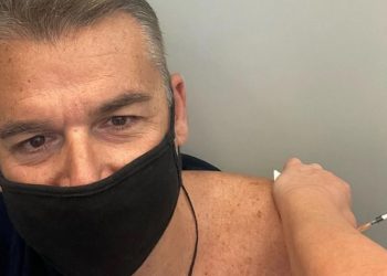 Άσχημο βρισίδι στον Λιάγκα:  «Ψόφα, πέθανε, καρκίνο εσύ, τα παιδιά σου»