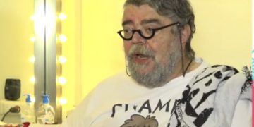 Σταμάτης Κραουνάκης: «Την κατάρα μου, μην με κάνεις να πω κάτι άλλο» (video)