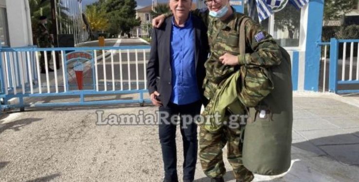 Ο Γιώργος Παπαδάκης στην Ορκωμοσία του γιου του[photos][video]