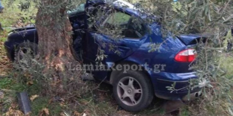 Νεκρός 50χρονος σε τροχαίο-Έπεσε επάνω σε μια ελιά[photos]