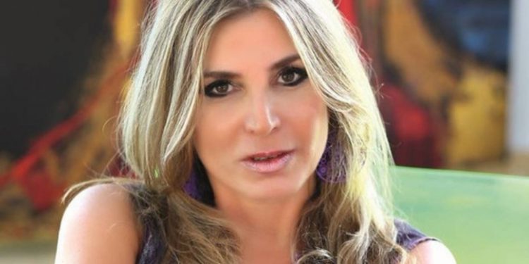 Σήφης Βαλυράκης: Ξέσπασε η σύζυγός του και έκανε λόγο για «αδιανόητο έγκλημα εναντίον του»