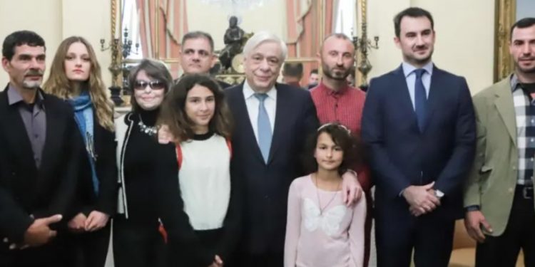 Alldaynews.gr Πυρκαγιά στο Μάτι: Ασύλληπτη Τραγωδία για τον Ήρωα Ψαρά-Πέθανε ξαφνικά η 15χρονη κόρη του