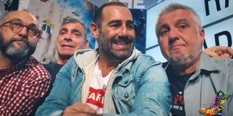 «Έχετε τελειώσει – Ράδιο ξεφτίλες» – Χαμός στο Twitter με την απάντηση του Χρήστου Κιούση σε σχόλιο