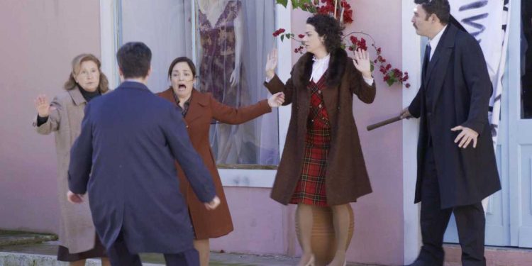 Άγριες Μέλισσες: Εντολή δολοφονίας του Λάμπρου και η άγρια συμπλοκή