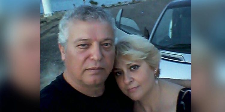 Alldaynews.gr Αυτό είναι το ζευγάρι που «έφυγε» από Covid μέσα σε 14 ημέρες και άφησε πίσω του 3 παιδιά (φωτο, video)