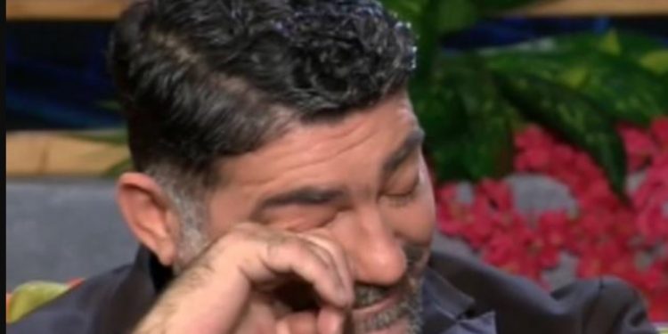 Έβαλε τα Κλάματα ο Μιχάλης Ιατρόπουλος στην εκπομπή της Αννίτας Πάνια[video]