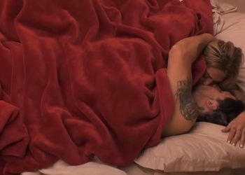 Αγγελική Ηλιάδη για τα φιλιά κάτω από την κουβέρτα: Ό,τι γουστάρω, το κάνω