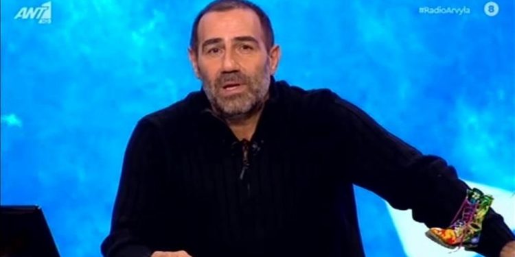 Alldaynews.gr Ράδιο Αρβύλα – Έτσι ξεκίνησε η σημερινή εκπομπή: Γι’ αυτό βγήκαμε σήμερα στον “αέρα” – Θα δώσουμε απαντήσεις (video)