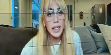 Κόνι Μεταξά: «Ακόμα και στην κορόνα είμαι influencer» – Βόμβα κορονοιού στη showbiz – Δεκάδες καλλιτέχνες θετικοί