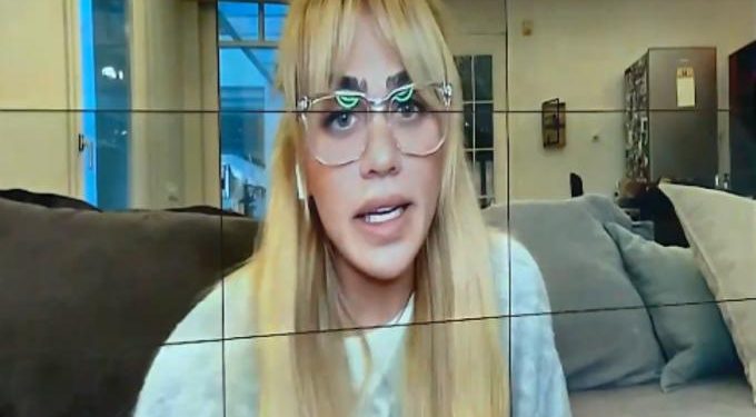 Κόνι Μεταξά: «Ακόμα και στην κορόνα είμαι influencer» – Βόμβα κορονοιού στη showbiz – Δεκάδες καλλιτέχνες θετικοί