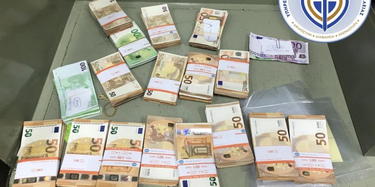 Alldaynews.gr Έτσι δρούσε το κύκλωμα που μοίραζε πλαστές βεβαιώσεις αναπηρίας: Η “ταρίφα” και οι διάλογοι – “Καθαρίσαμε την μπουγάδα…”