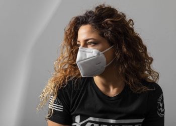 Κορονοϊός – Γιατί η Επιτροπή εισηγείται Μάσκες KN95; Ποια η διαφορά με τις Ν95; (Video)