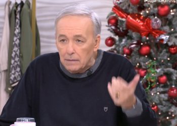 Alldaynews.gr Μικρούτσικος: Η πρώτη εμφάνιση στο πλατό της Καινούργιου-Η μεγάλη αλλαγή μετά την περιπέτεια υγείας