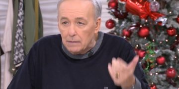 Alldaynews.gr Μικρούτσικος: Η πρώτη εμφάνιση στο πλατό της Καινούργιου-Η μεγάλη αλλαγή μετά την περιπέτεια υγείας