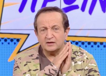 Σπύρος Μπιμπίλας: Νέα καταγγελία για ηθοποιό ότι παγιδεύει γκέι παντρεμένους και τους εκβιάζει με φωτογραφίες (video)