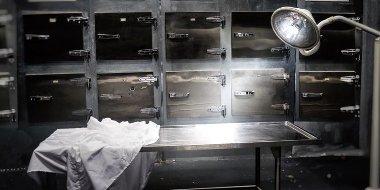 Alldaynews.gr Τραγωδία-Ασπρόπυργος: Στα αζήτητα του νεκροτομείου το 12χρονο παιδάκι που σκοτώθηκε