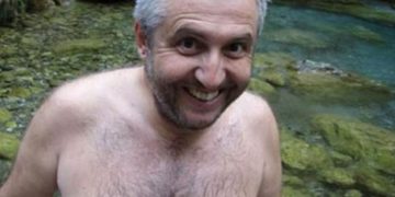 Alldaynews.gr Χαμός με τις γυμνές φωτογραφίες του Στάθη Παναγιωτόπουλου-Κυκλοφορούν στο διαδίκτυο