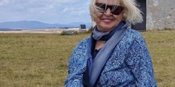 Συγκινεί η Γιάννα Σταυράκη: Η Τραγωδία της οικογένειας και ο Καρκίνος