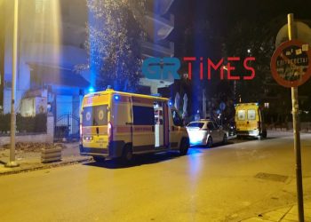 Καλαμαριά: Έπεσε από τον 2ο όροφο και σκοτώθηκε (video)