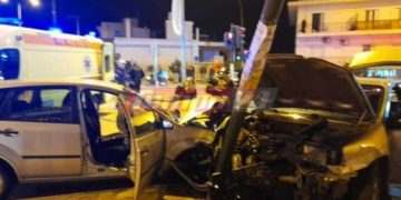 Alldaynews.gr Σφοδρή σύγκρουση 3 αυτοκινήτων: Στο νοσοκομείο τραυματίας γυναίκα (φωτο, video)