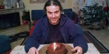 Alldaynews.gr Δολοφόνησαν τον ηθοποιό Στράτο Βαλσαμίδη-Σοκαρισμένη η οικογένειά του