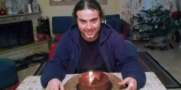 Alldaynews.gr Δολοφόνησαν τον ηθοποιό Στράτο Βαλσαμίδη-Σοκαρισμένη η οικογένειά του