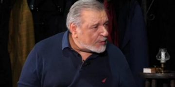 Alldaynews.gr Συγκλονίζει ο Τάσος Χαλκιάς: Έχω φάει κλωτσιές και μπουνιές από τον πατέρα μου (video)
