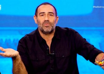 Alldaynews.gr «Βόμβα» Λάκη Λαζόπουλου: Κατήγγειλλε το απίστευτο για τον Αντώνη Κανάκη… (video)