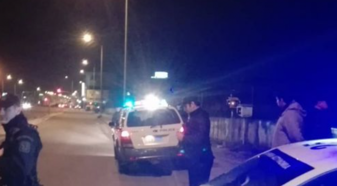 Alldaynews.gr Τρομερά επεισόδια σε μπαρ: 6 τραυματίες – Οπαδικά τα αίτια (vids)