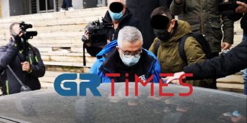 Στάθης Παναγιωτόπουλος: Ελεύθερος για τη μία υπόθεση, κρατούμενος για την άλλη