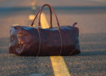 Πριν Λίγο στο Χαλάνδρι: Βρέφος βρέθηκε εγκαταλελειμμένο μέσα σε σακ βουαγιάζ