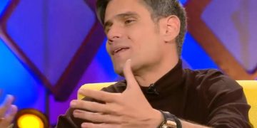 Alldaynews.gr Ουγγαρέζος: Να ανοίξει η γη να τον καταπιεί όταν ο κολλητός του αποκάλυψε τα ερωτικά του