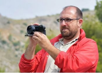 Θρήνος για τον Βαλάντη Καπίτσα-Ξέσπασε σε λυγμούς On Air η δημοσιογράφος που ανακοίνωσε το θάνατο του[video]