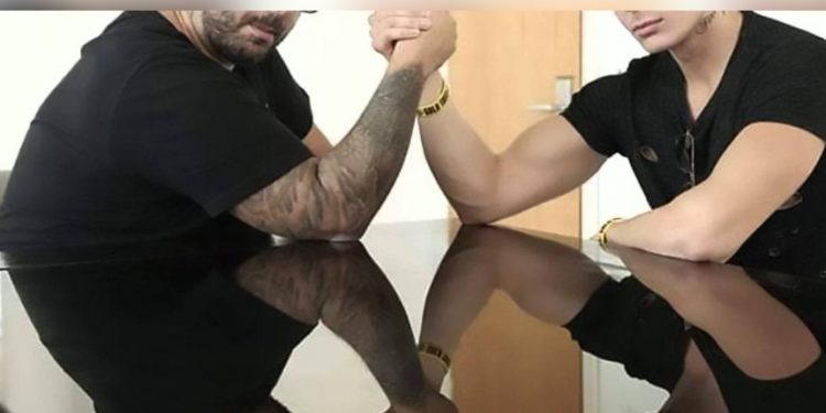 Παίκτης του Big Brother γύρισε g@y ερωτική ταινία με παίκτη του Power of Love[photos]