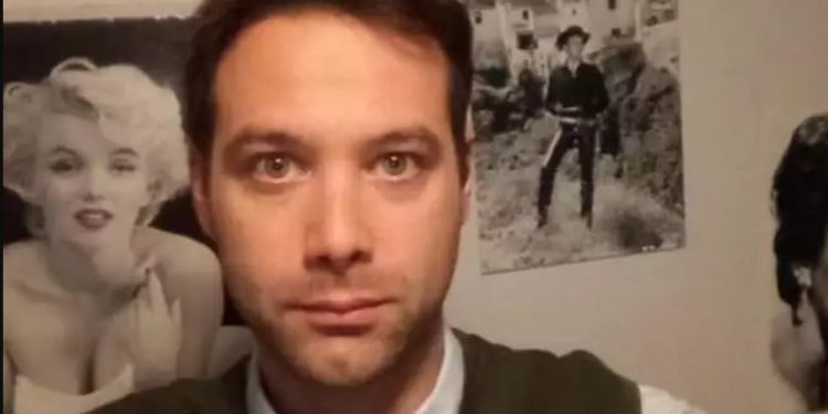 Alldaynews.gr Στράτος Χατζηηλίας: Ο ηθοποιός από το Μπρούσκο που δουλεύει ως διανομέας για την επιβίωση