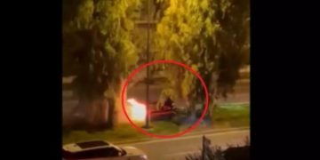 Alldaynews.gr Συγκλονιστικό βίντεο από τη στιγμή που απεγκλωβίζεται η συνοδηγός της Ferrari και σύζυγος του Τζώρτζη