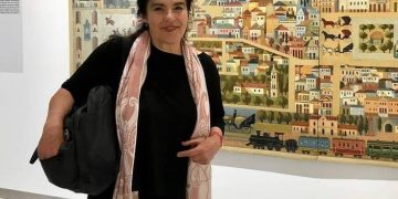 Λυδία Κονιόρδου: «Σαράντα χρόνια δεν έχω κάνει διακοπές γιατί ο ήλιος κάνει κακό στη φωνή»