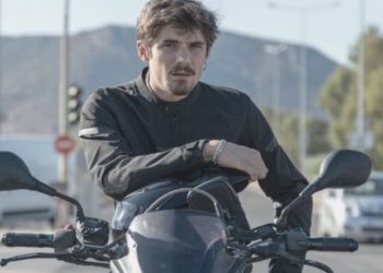 Ηθοποιός και 7 χρόνια μεγαλύτερή του! Αυτή είναι η σύντροφος του Κώστα Νικούλι από την σειρά Σασμός