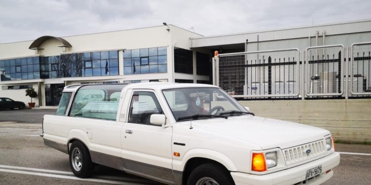 Τραγωδία Πριν Λίγο: Ανέβηκε στο γραφείο και έβαλε Τέλος στη ζωή του[photos]