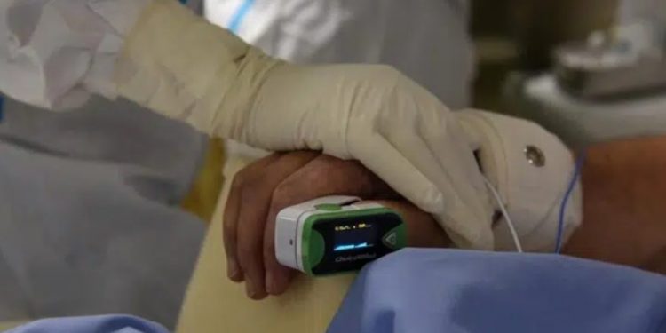 Alldaynews.gr Πάτρα: Γυναίκα πέθανε επειδή έψαχναν απινιδωτή – Συνεχείς διακοπές ρεύματος στο νοσοκομείο