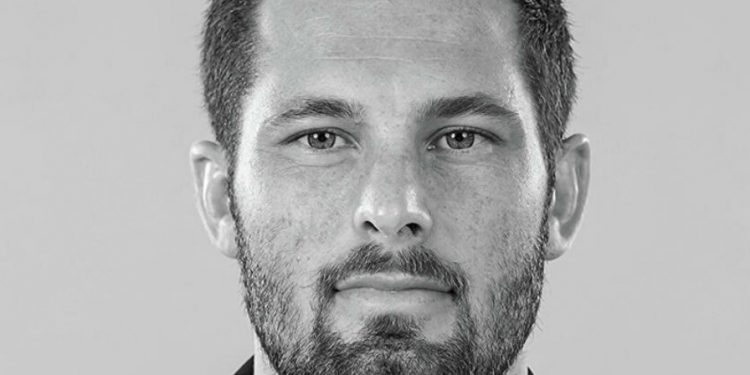 Alldaynews.gr Τραγωδία: Σκοτώθηκε 29χρονος άσος πέφτοντας από τον 4ο όροφο – Τα πρώτα στοιχεία δείχνουν αυτοκτονία