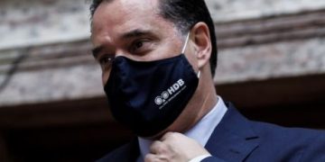 Alldaynews.gr Ο Μόσιαλος και δημοσιογράφος του Bloomberg διαψεύδουν τον Άδωνι που λέει ότι τα δωρεάν Rapid Test στην Αγγλία κοστίζουν 30 λίρες