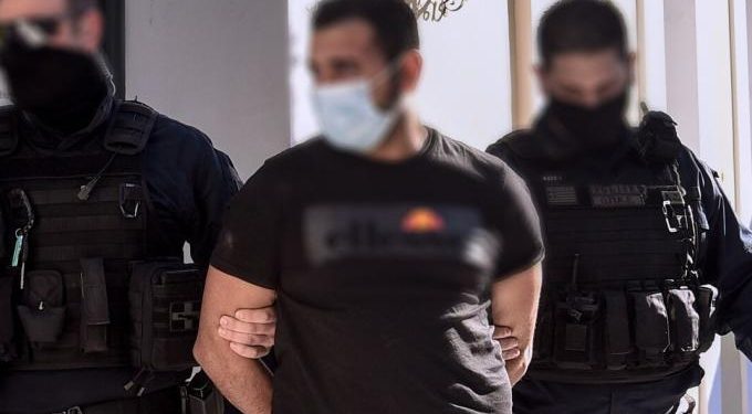 Alldaynews.gr «Με χτυπούσε και το μετέδιδε live στους φίλους του» – Τι λέει το θύμα (video)