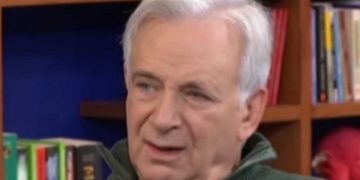 Alldaynews.gr Αλέξανδρος Αντωνόπουλος: Τα χαλάσαμε για τα λεφτά, ντροπή και να το συζητώ (video)