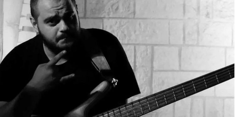 Ανείπωτη Τραγωδία: Θρήνος για τον 27χρονο Απόστολο-Πέθανε την ώρα που έπινε καφέ με την παρέα του